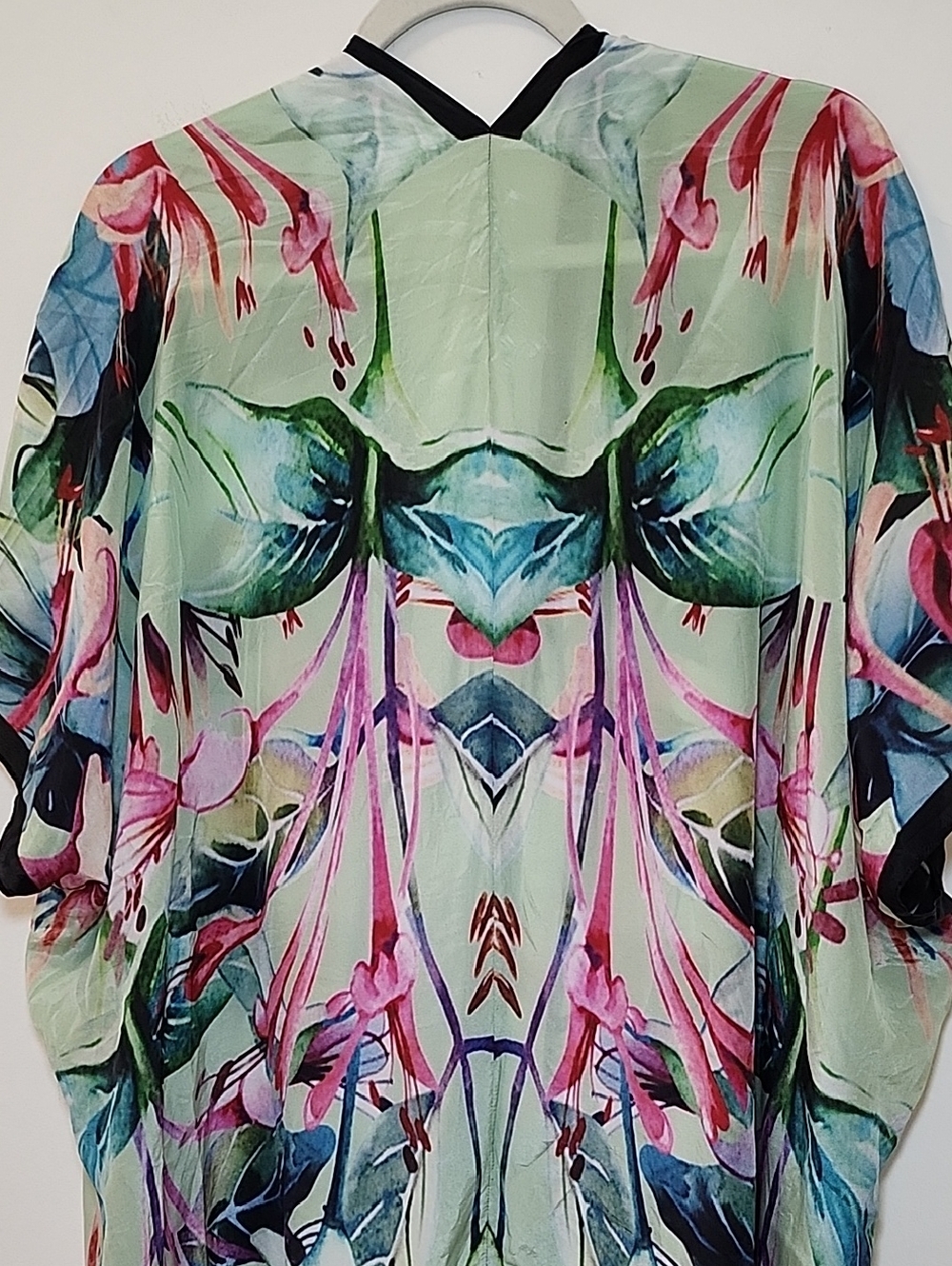 Soft Surroundings Emerald Isle silk topper tropical-themed open-front kimono S/M - Picture 4 of 16